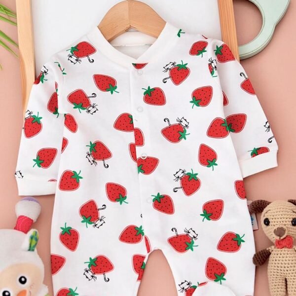 سالوبت الفراوله الصيفي